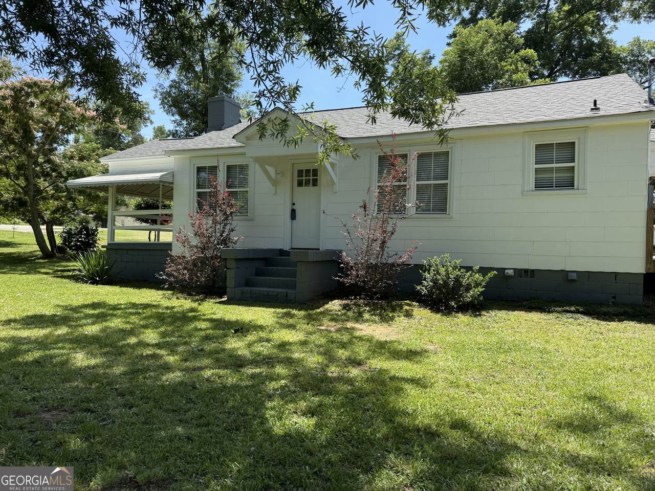 1511 Poplar Street - Photo 1