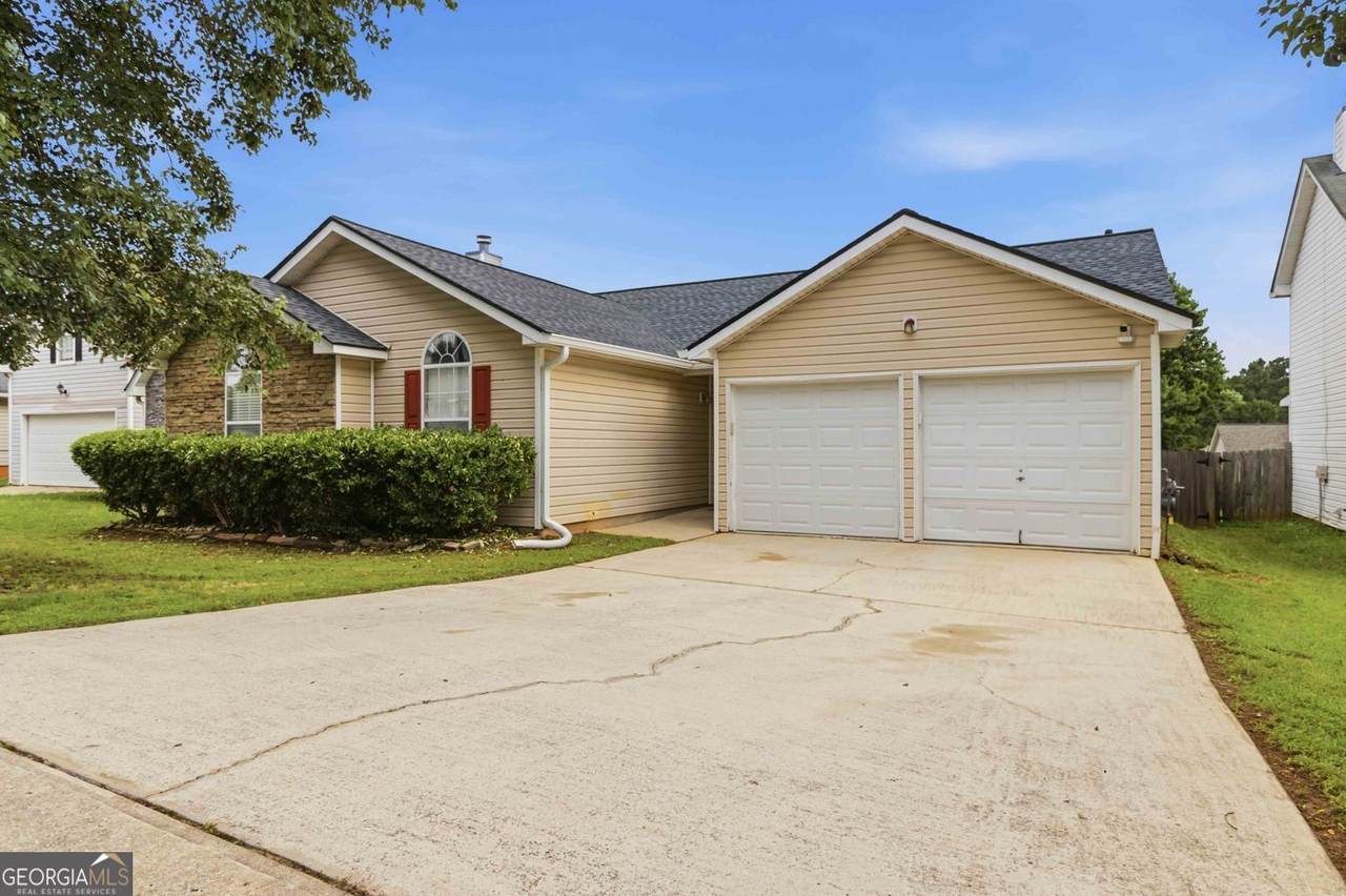 2922 Knoll View Place - Photo 1