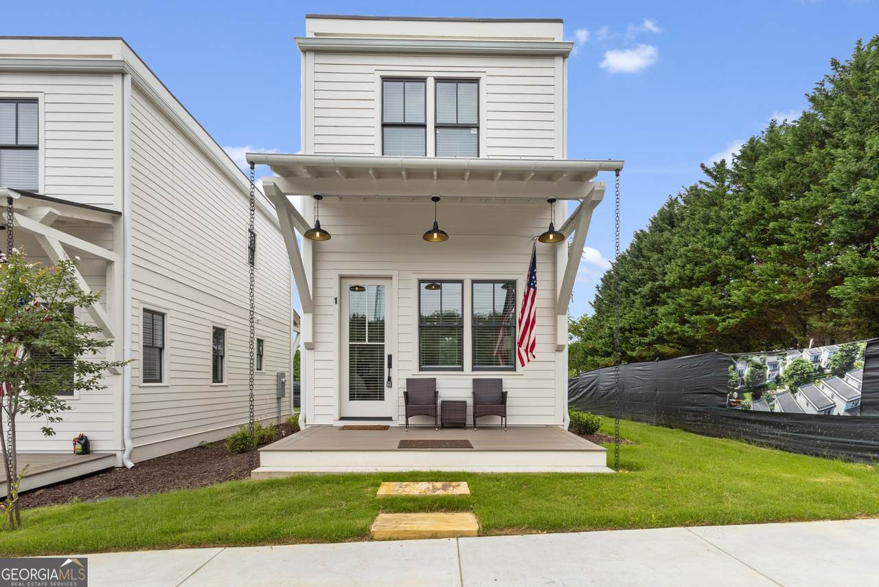 184 Jarrard Street - Photo 1