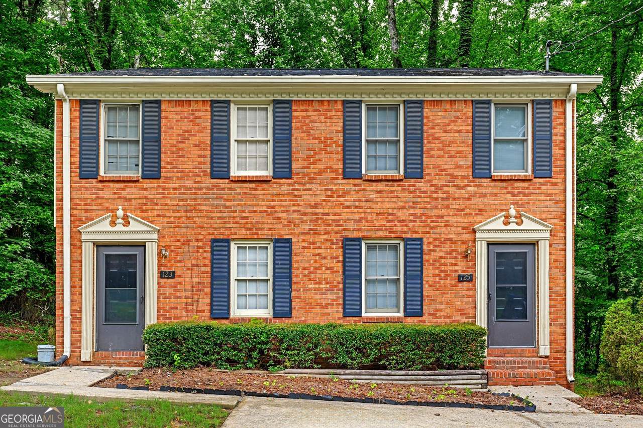 123-125 Curtis Road - Photo 1