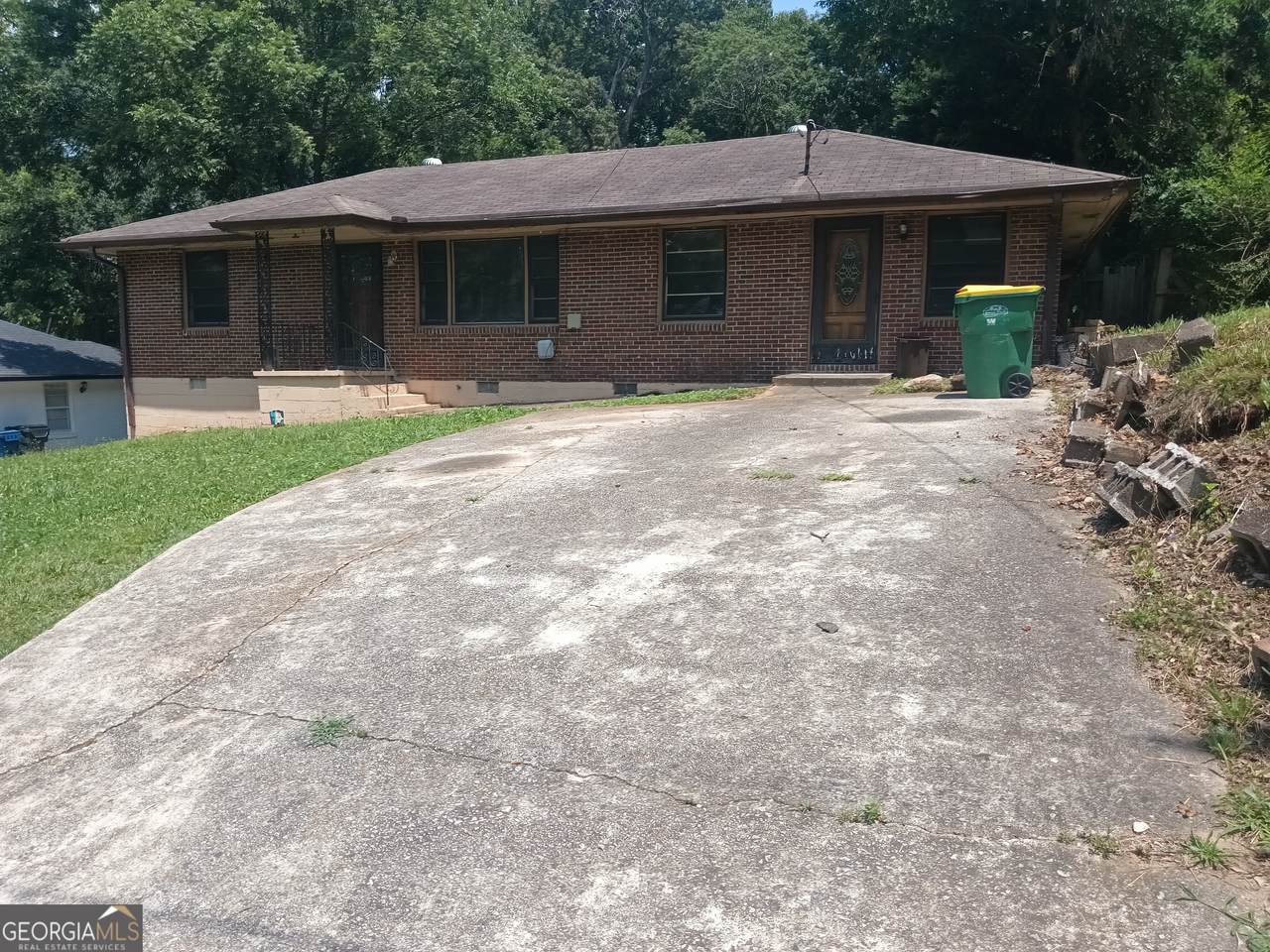 1214 Lloyd Drive - Photo 1