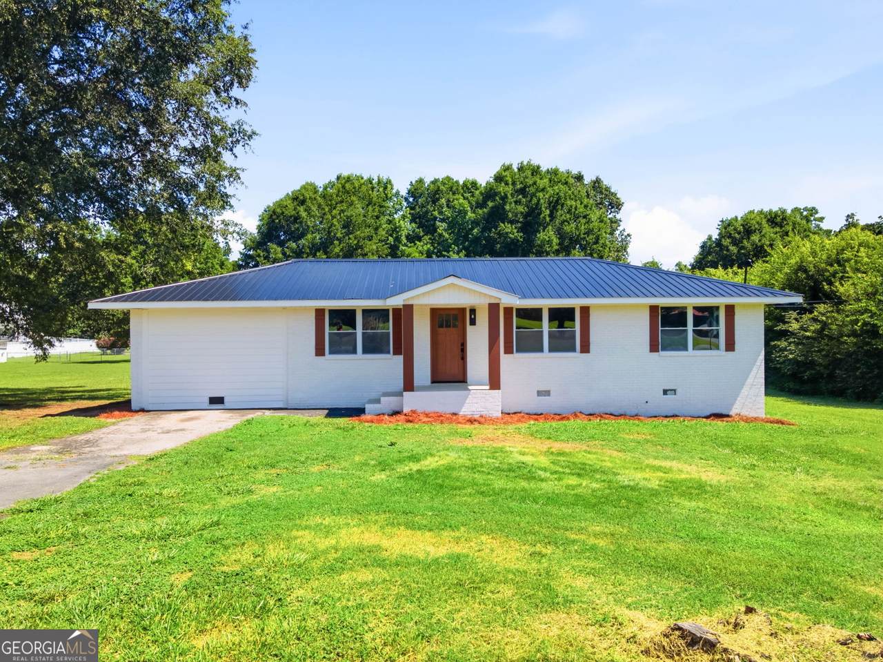 514 Charmin Circle - Photo 1