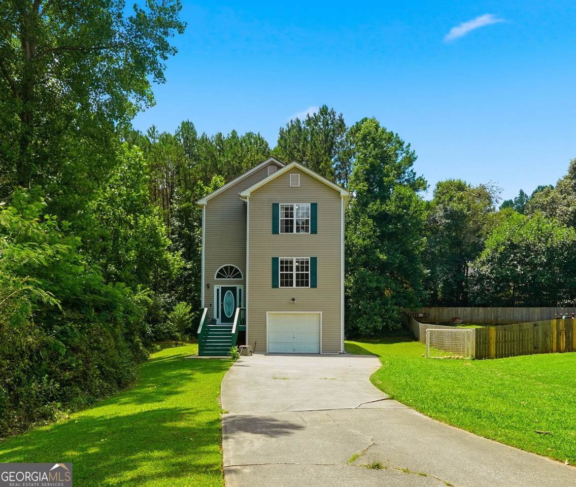 673 Effie Drive - Photo 1