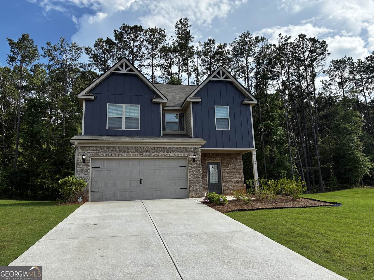 109 Armory Creek Drive - Photo 1