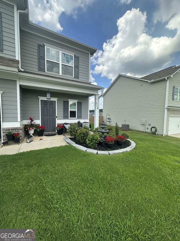 118 Hadley Way - Photo 1