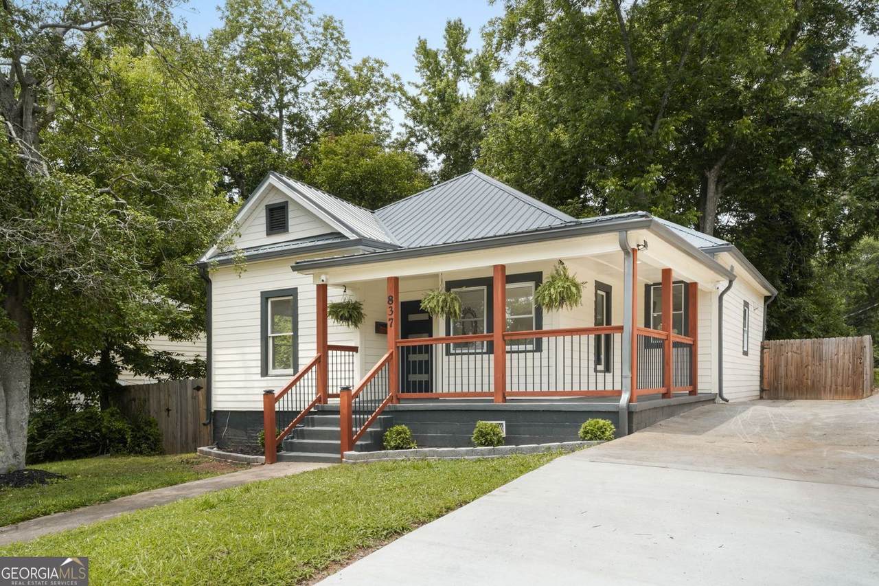 837 Dill Avenue - Photo 1