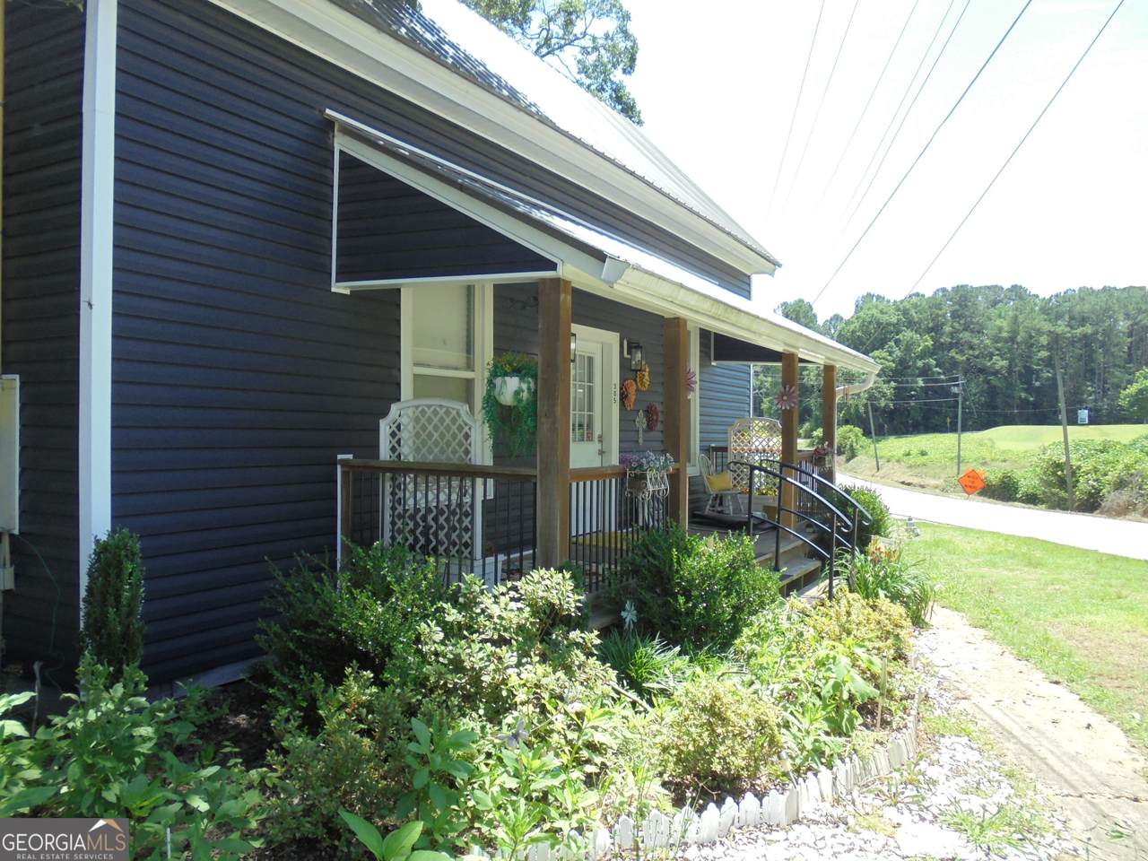 305 Jackson Street - Photo 1