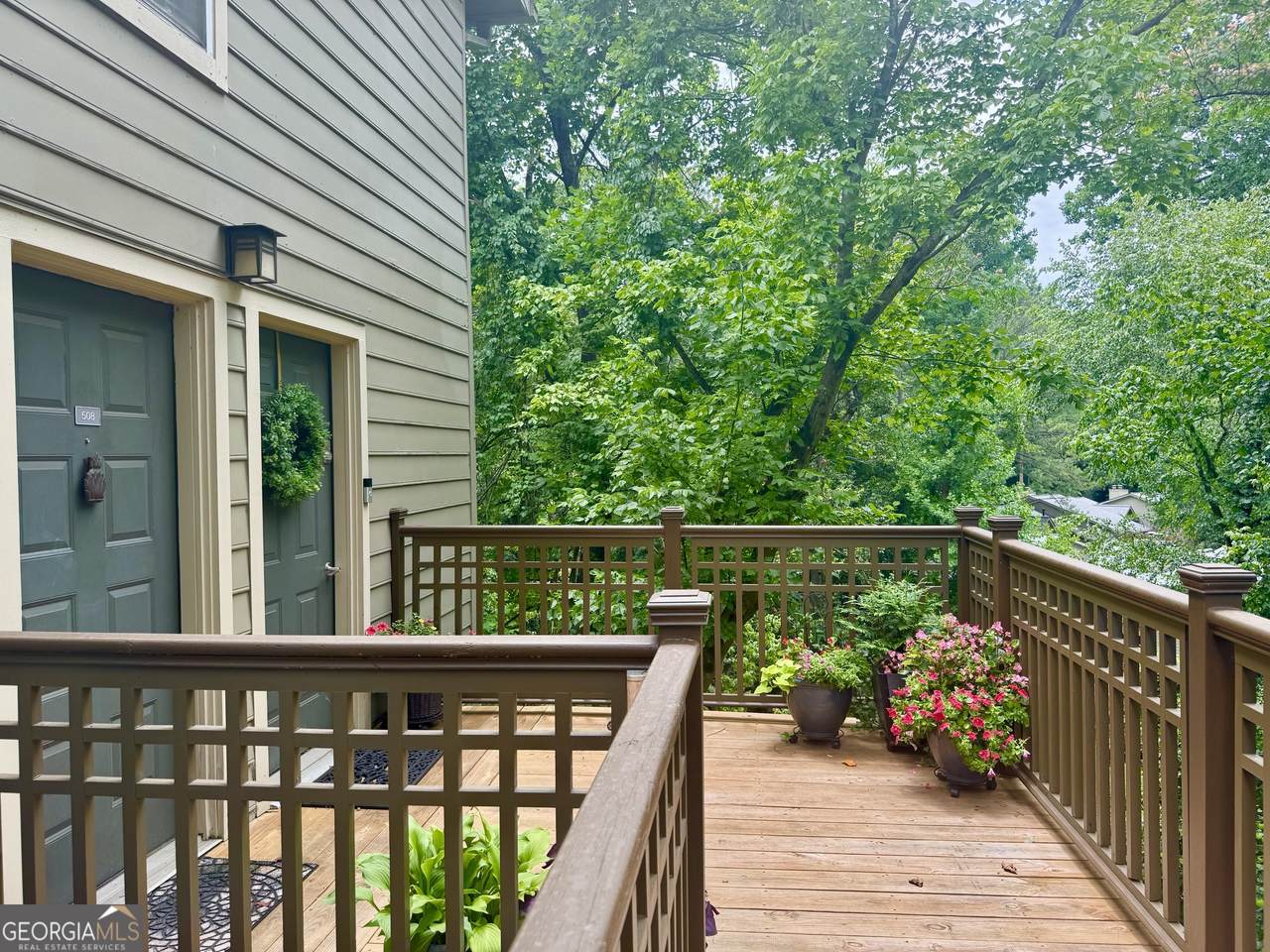 2901 Lenox Road - Photo 1