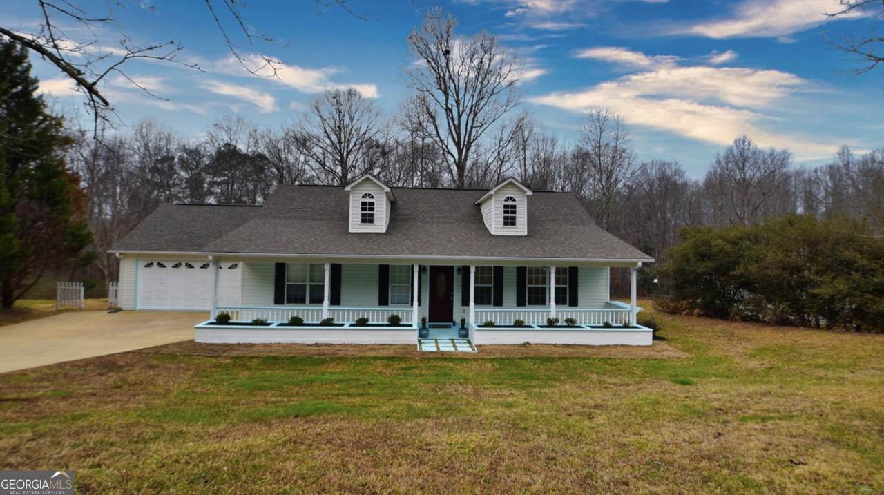 105 Redwood Drive - Photo 1