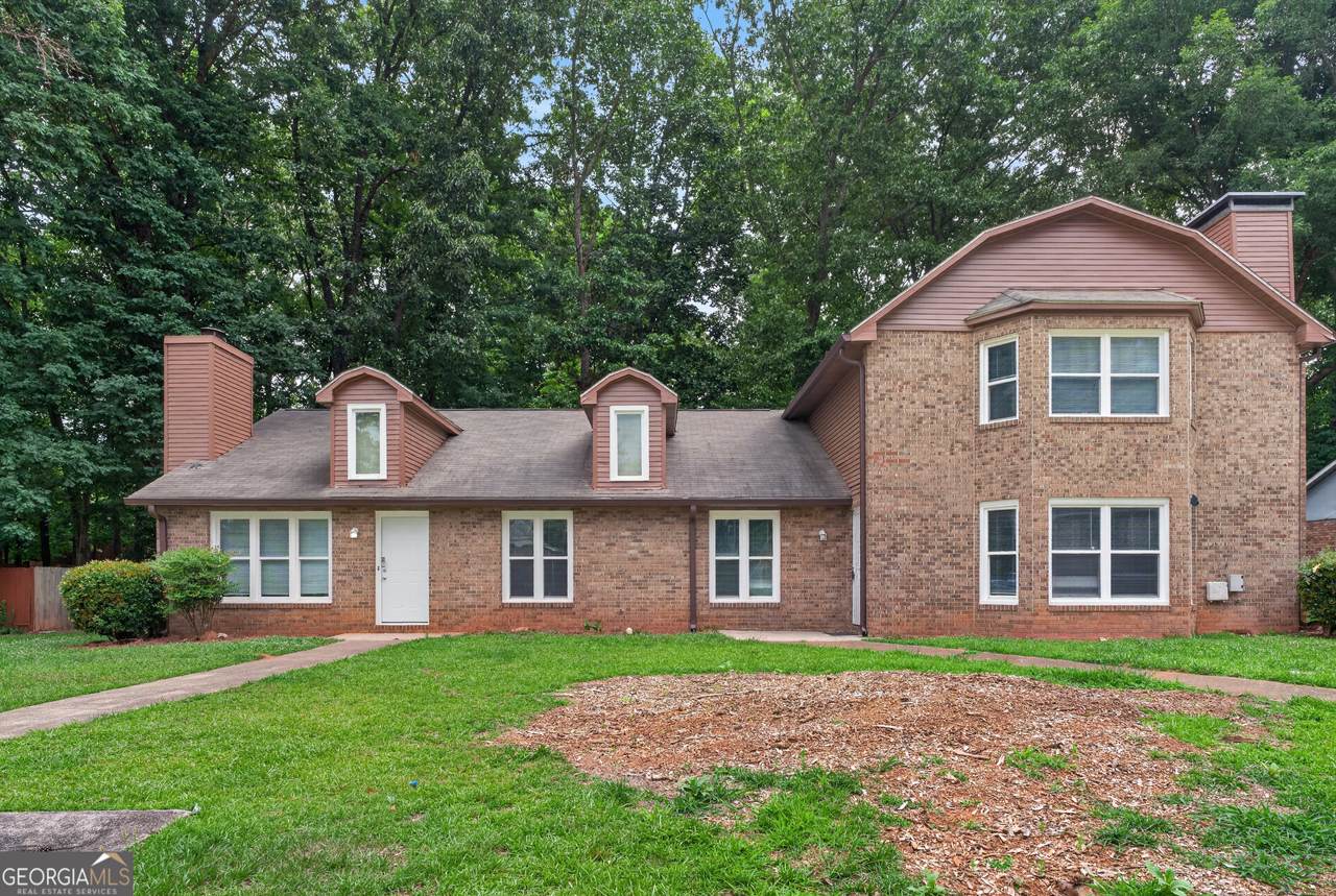2595 Fieldstone View Lane - Photo 1
