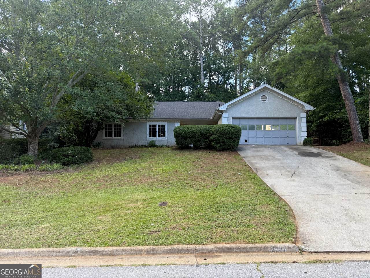 2021 Huntcliff Drive - Photo 1