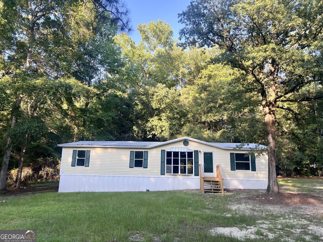282 Sycamore Drive - Photo 1