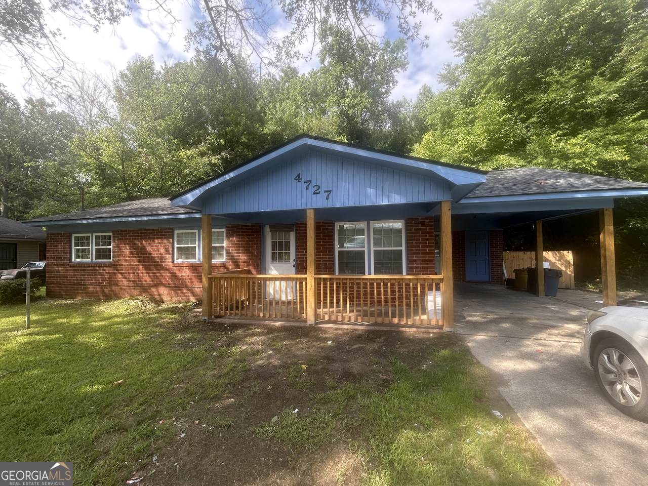 4727 Elkan Avenue - Photo 1