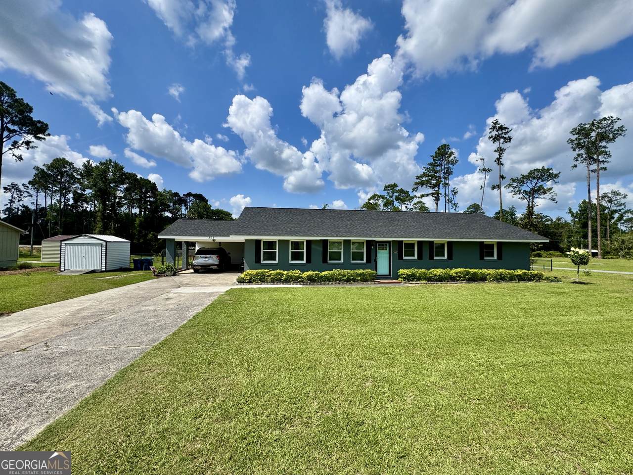 302 9th Street - Photo 1