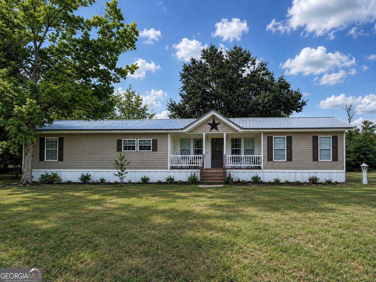 1751 Tower Circle - Photo 1