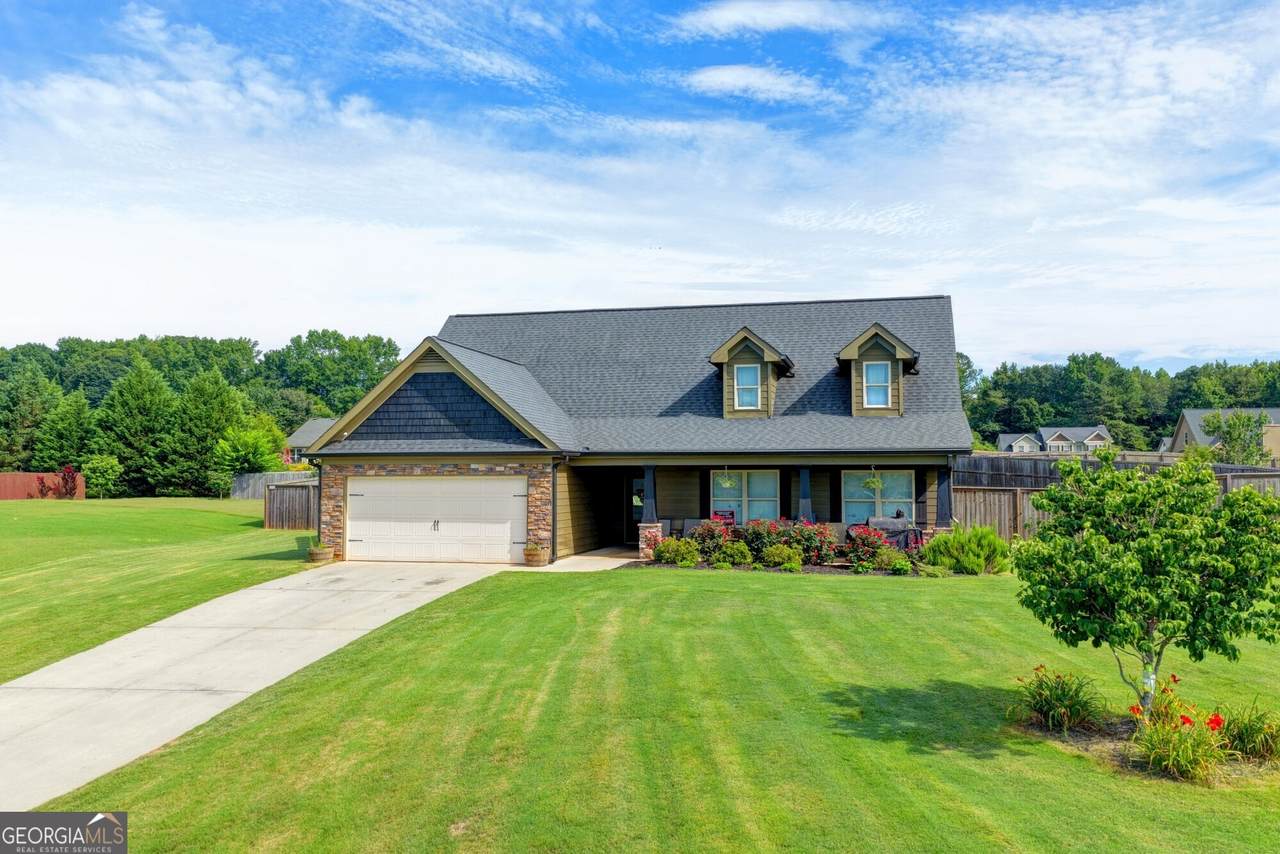 82 Lake Point Court - Photo 1