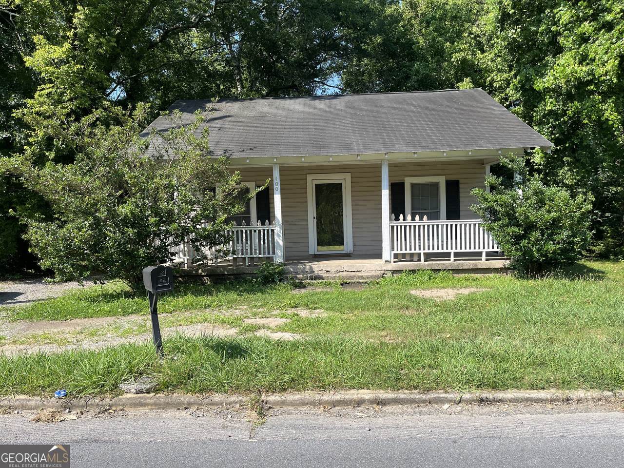 400 North Avenue - Photo 1