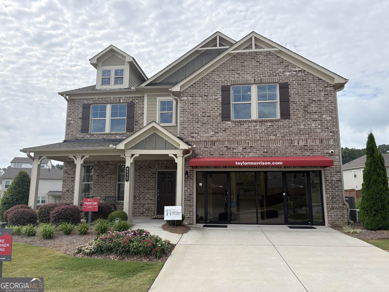 8525 Stratford Oaks Avenue - Photo 1