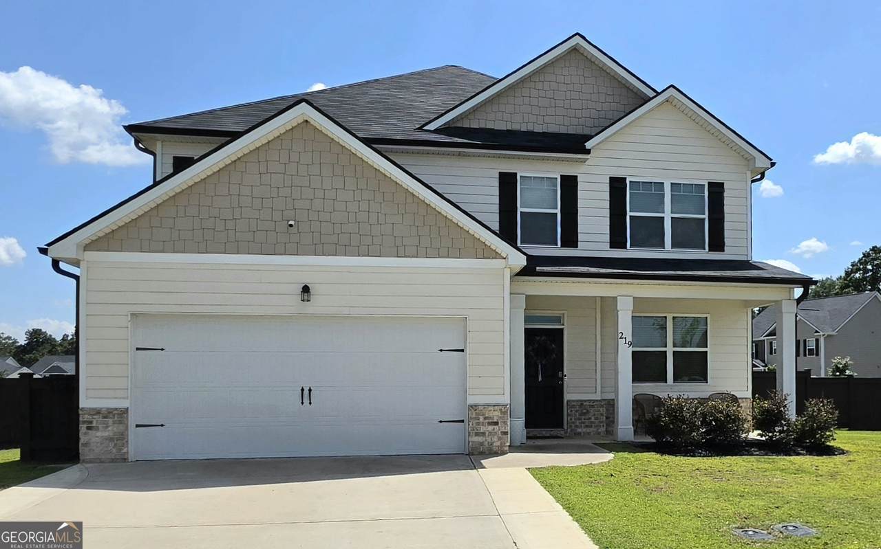 219 Barnyard Way - Photo 1