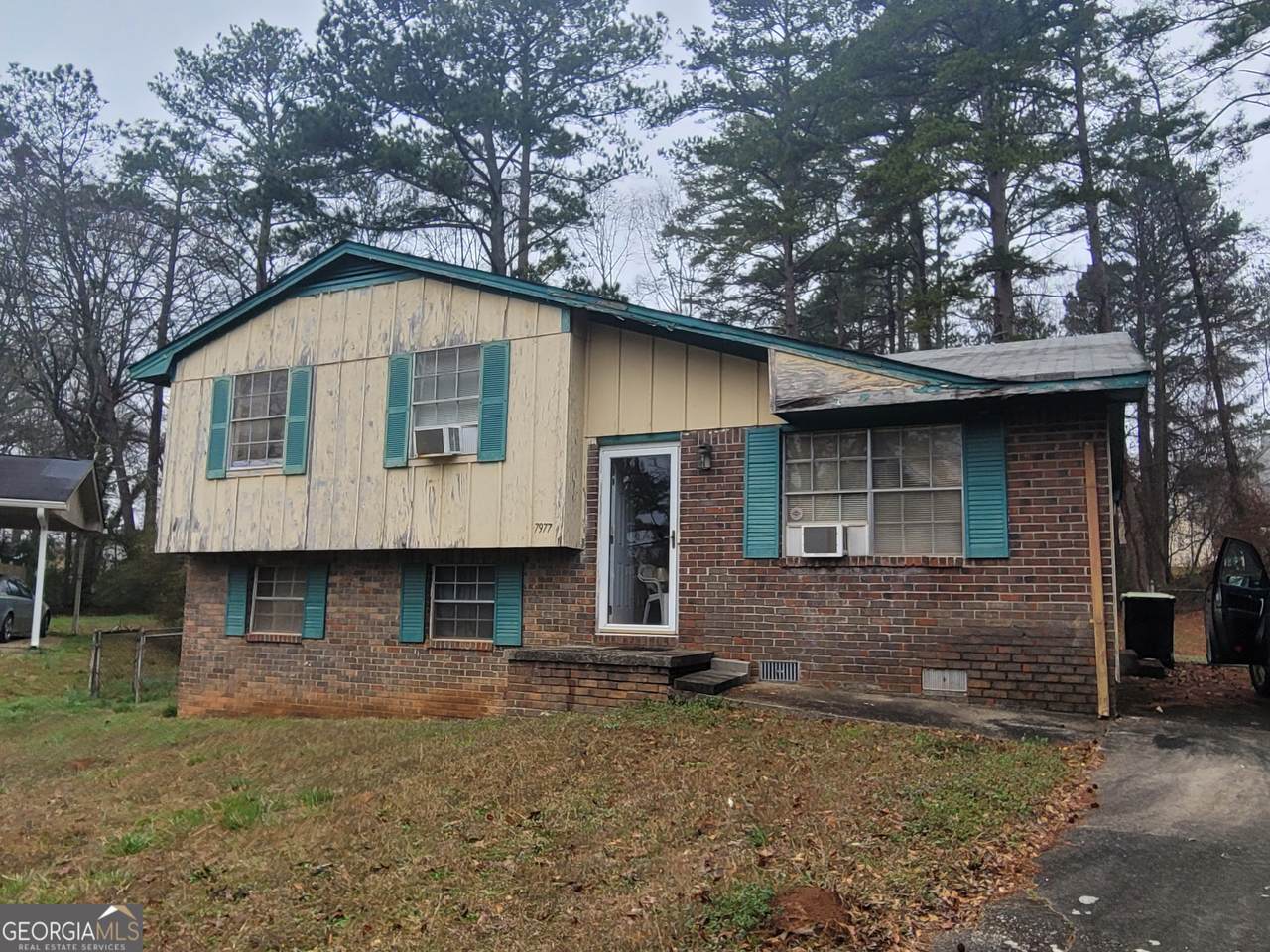 7977 Flanders Court - Photo 1