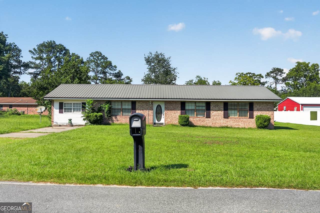 114 Beaver Drive - Photo 1