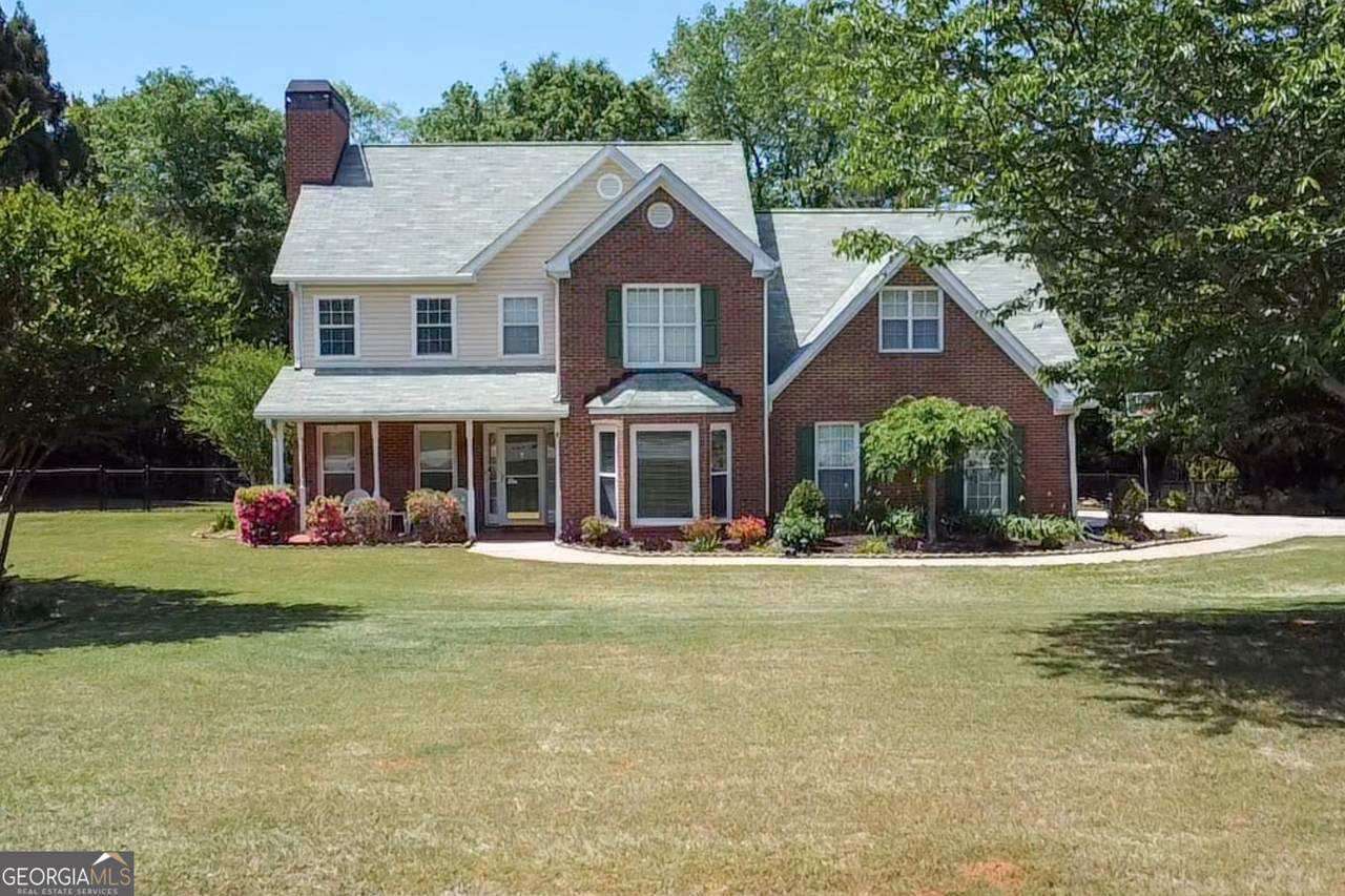 305 Brook Hollow Drive - Photo 1