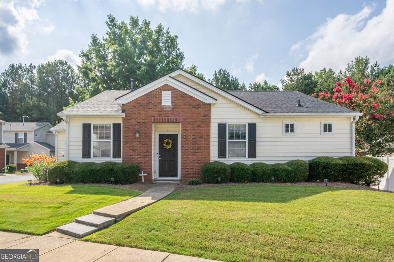 166 Windcroft Circle - Photo 1