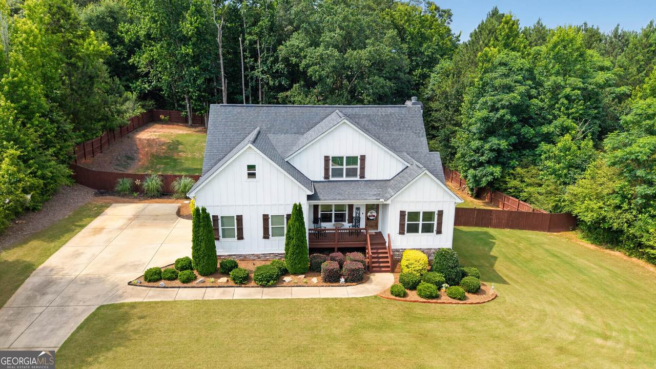 297 Huntington Way - Photo 1