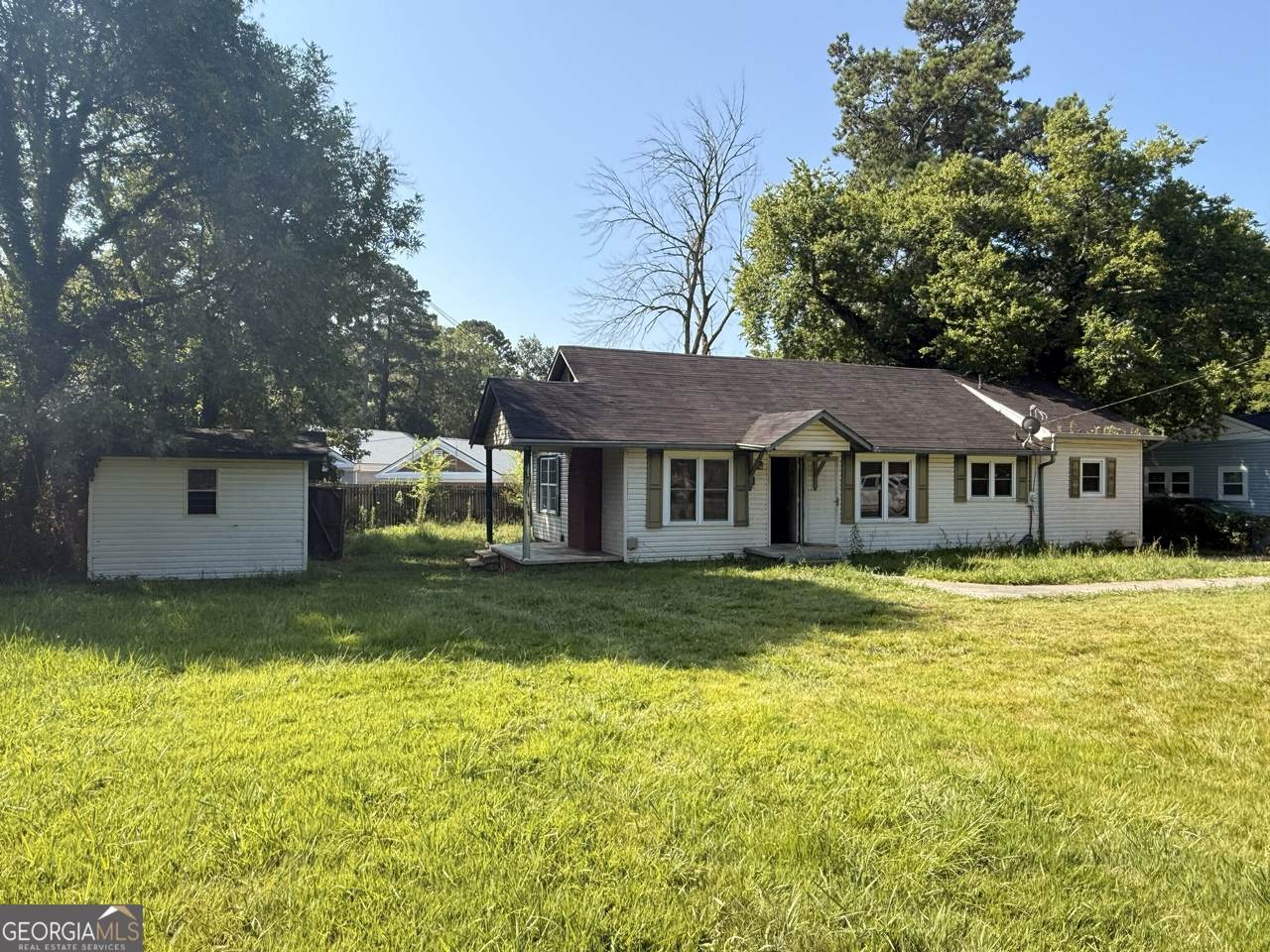 625 Burnett Ferry Road - Photo 1