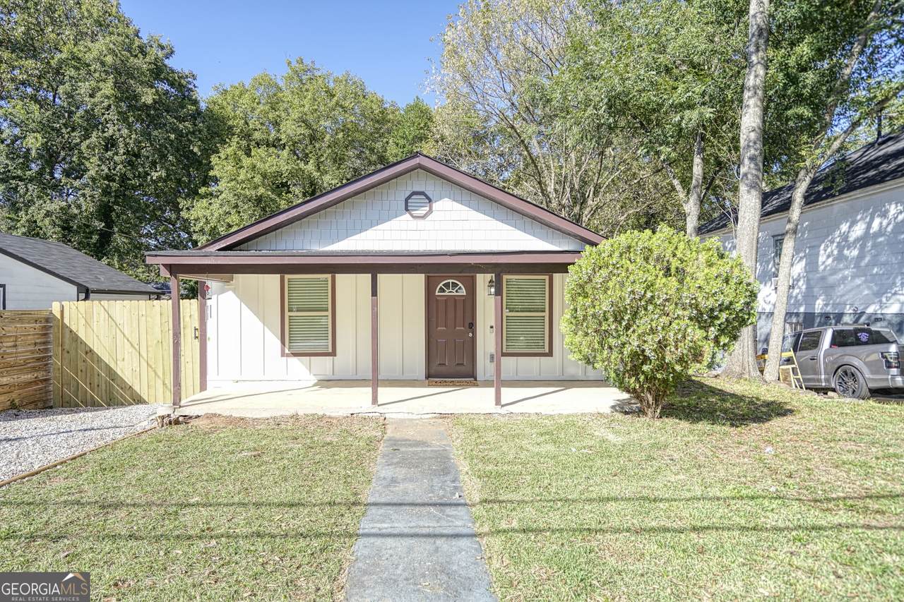 1827 Dunlap Avenue - Photo 1