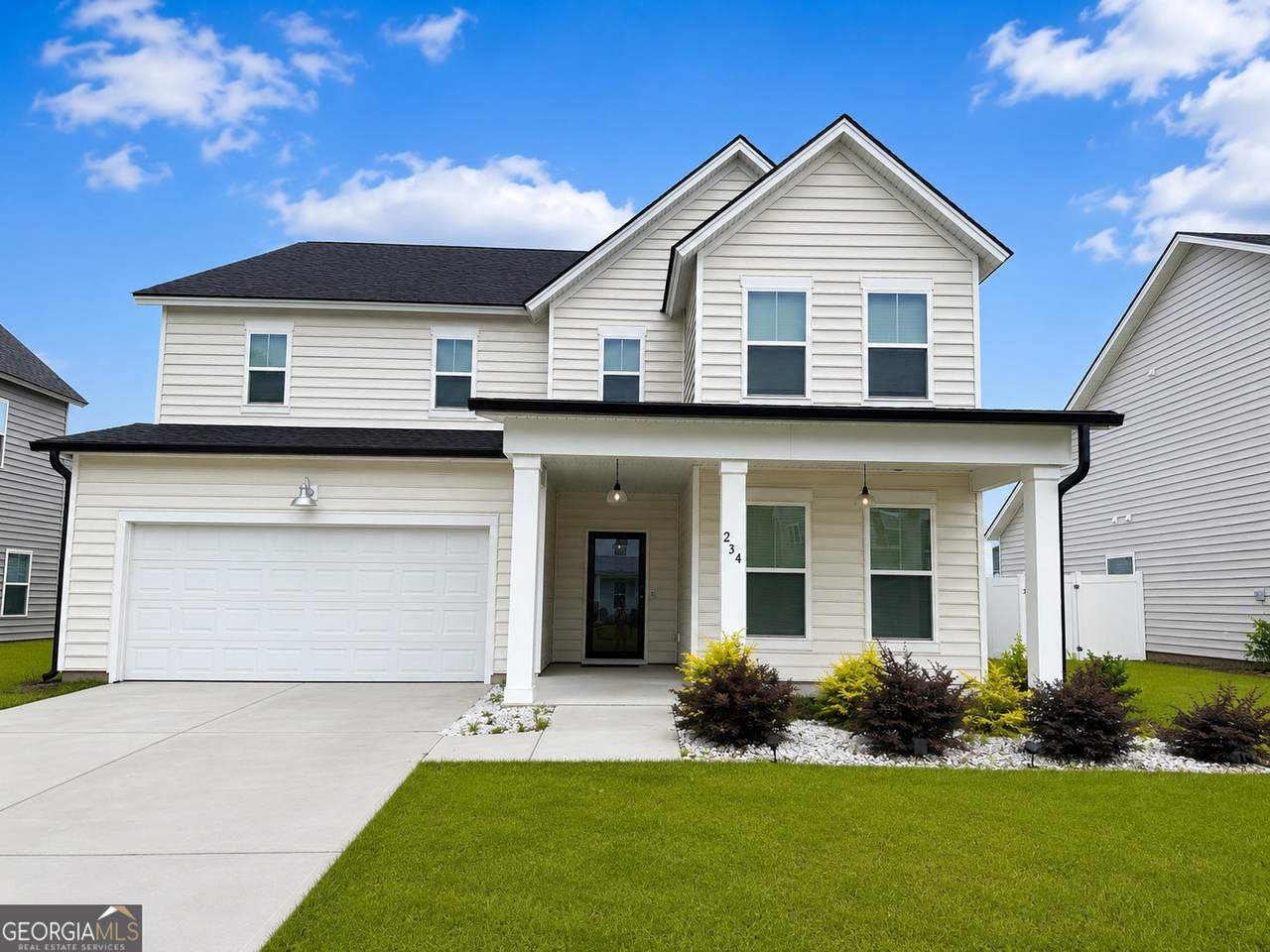 234 Lillan Street - Photo 1