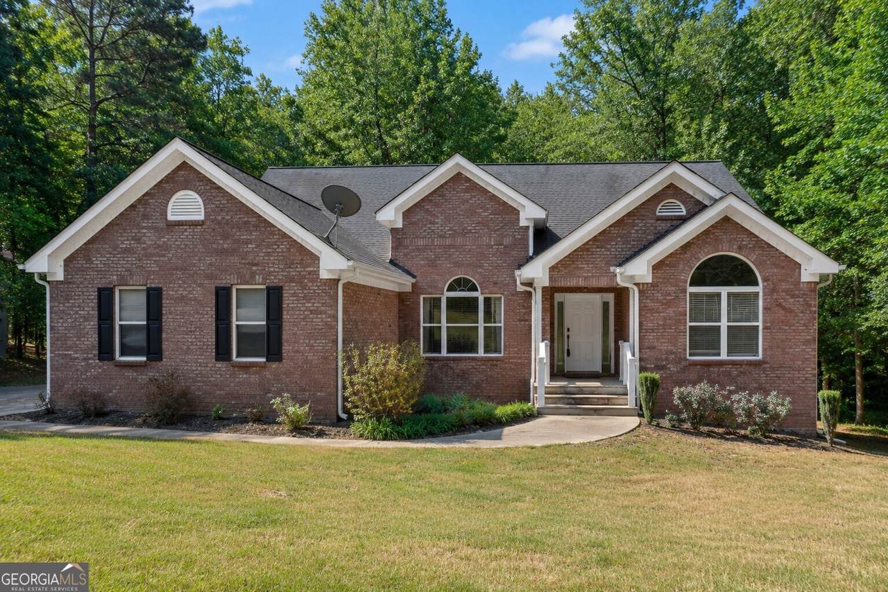 2465 Chandler Road - Photo 1