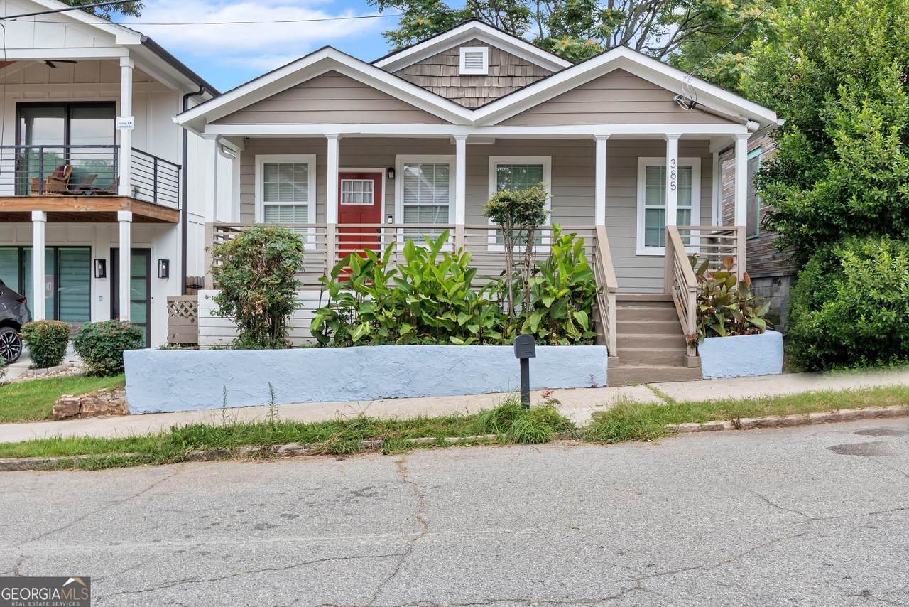 385 Arthur Street - Photo 1