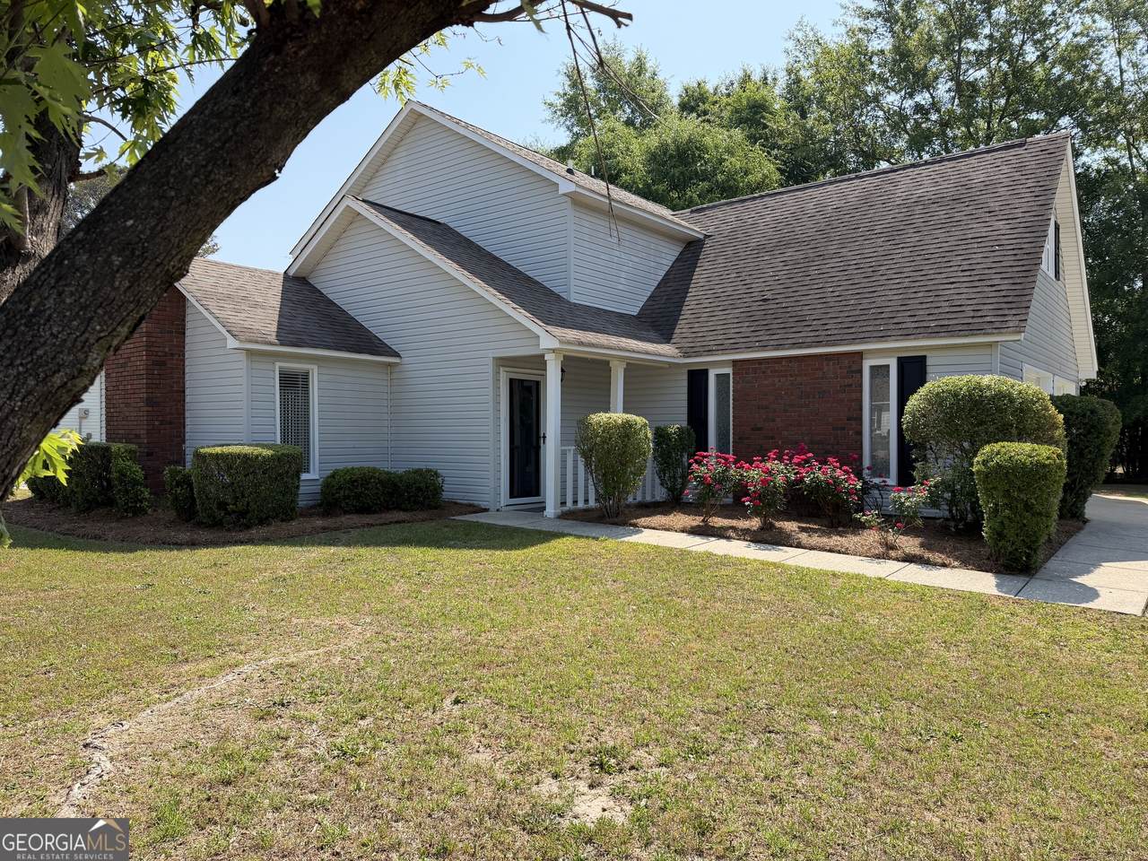1610 Lance Drive - Photo 1
