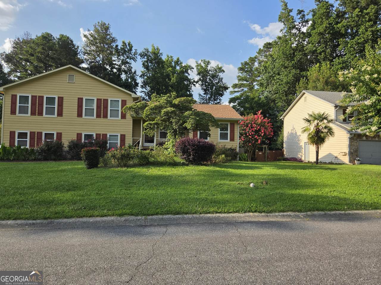 2710 Phillips Drive - Photo 1