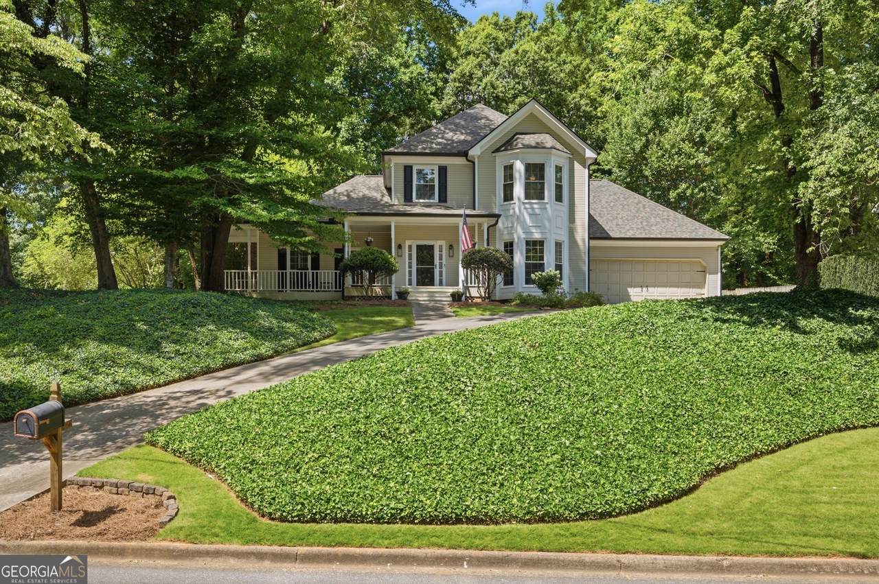 280 Summerfield Drive - Photo 1