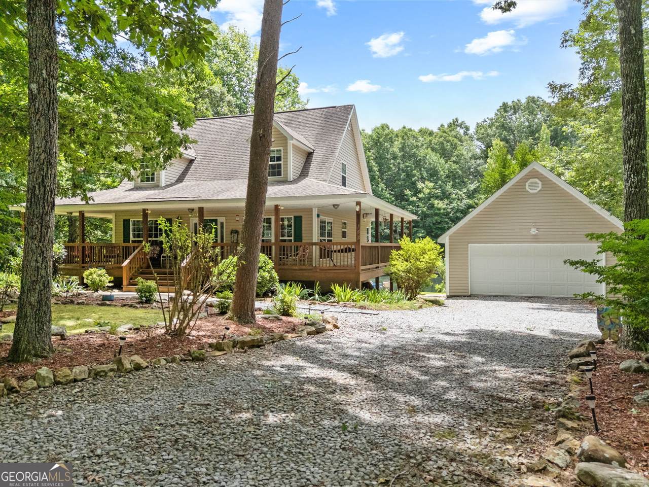 143 Pebble Drive - Photo 1