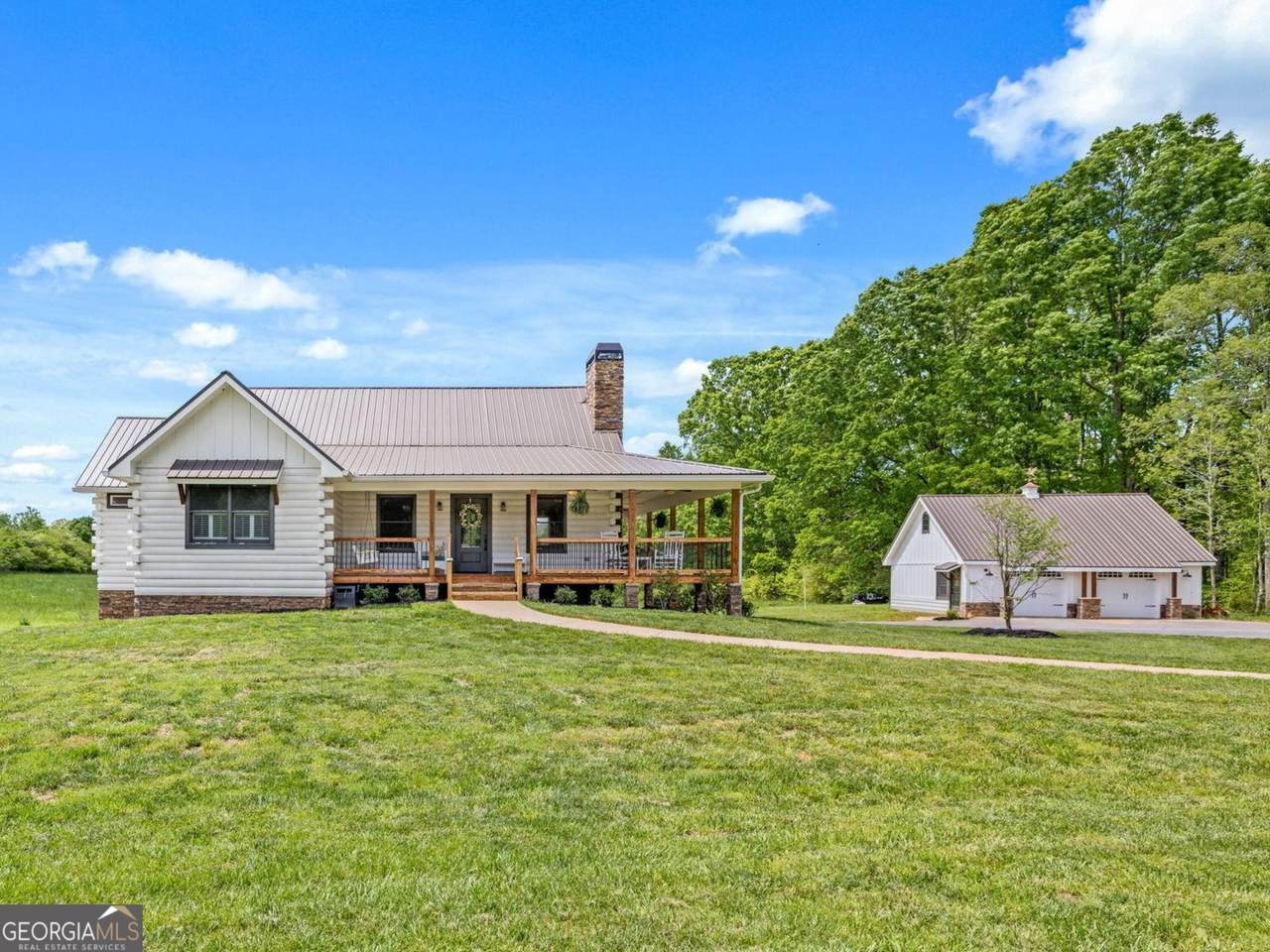 135 Mountain Ridge Drive - Photo 1