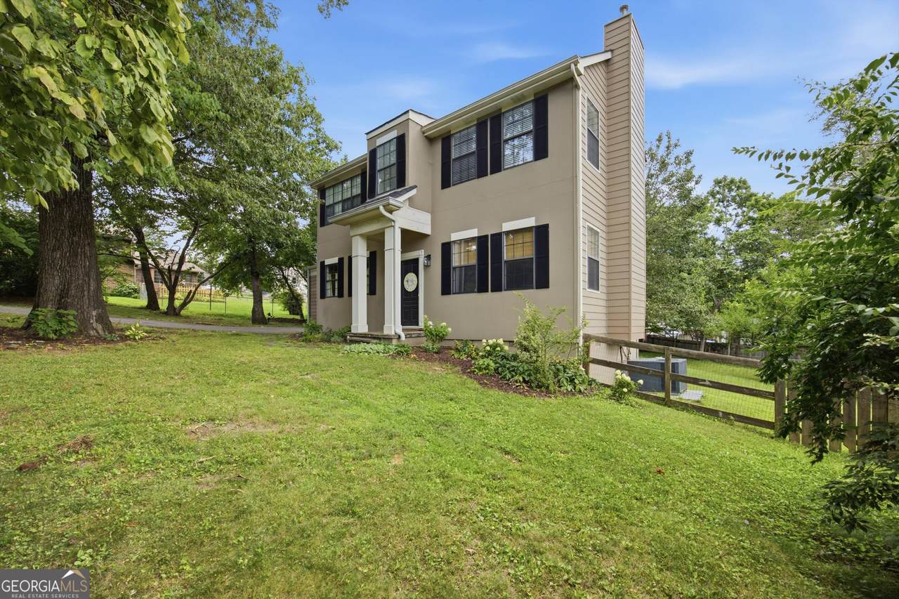106 Claire Street - Photo 1