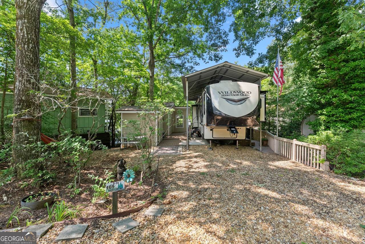 169 Magnificent Way - Photo 1