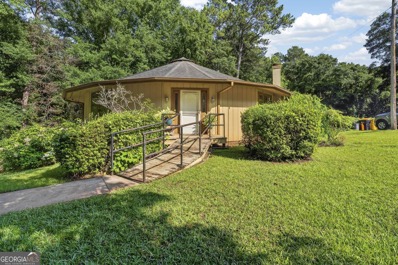 208 Newton Drive - Photo 1