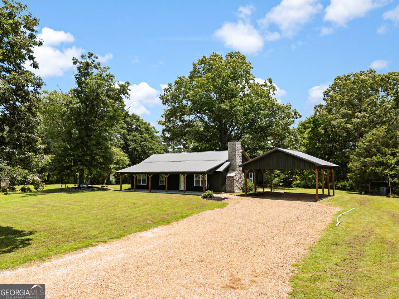1571 Livingston Road - Photo 1