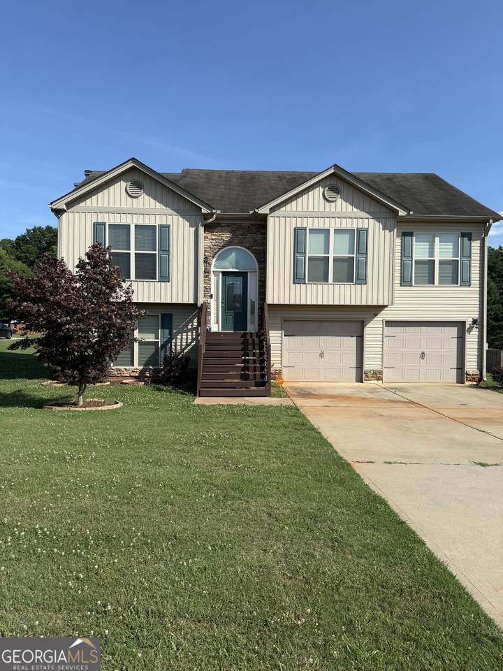 312 Thoroughbred Trail - Photo 1