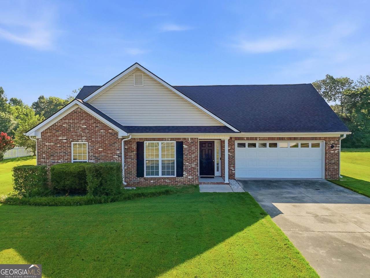 128 Brookstone Drive - Photo 1