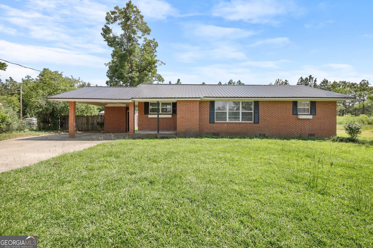 120 Francis Avenue - Photo 1