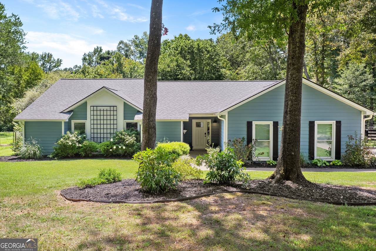 3120 Maple Lane - Photo 1