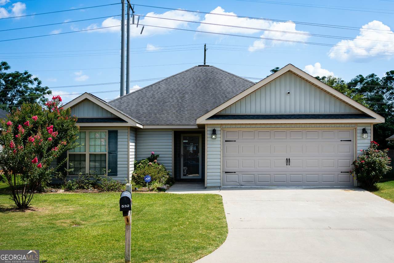 532 Grand Avenue - Photo 1