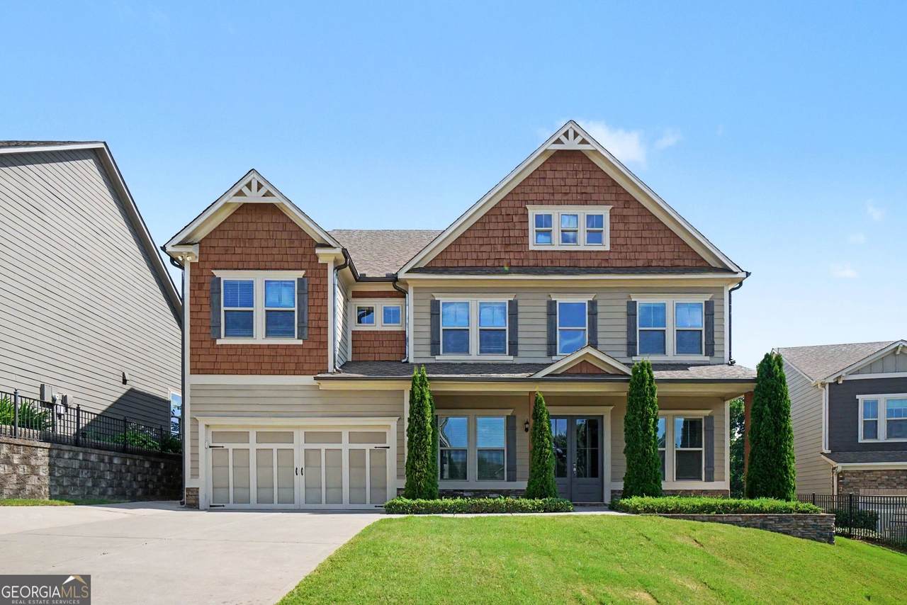 411 Ridgeway Lane - Photo 1