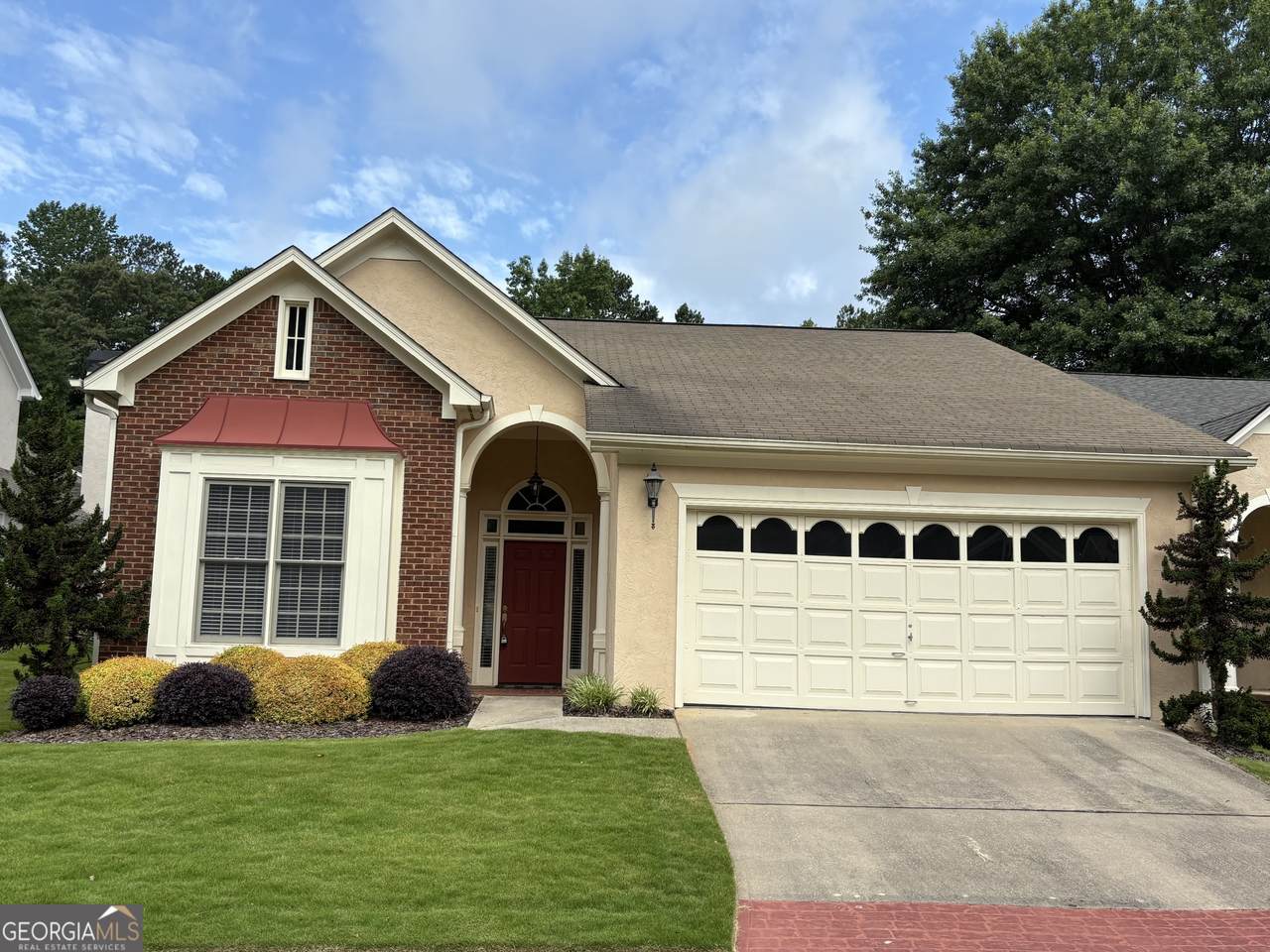 126 Augusta Drive - Photo 1