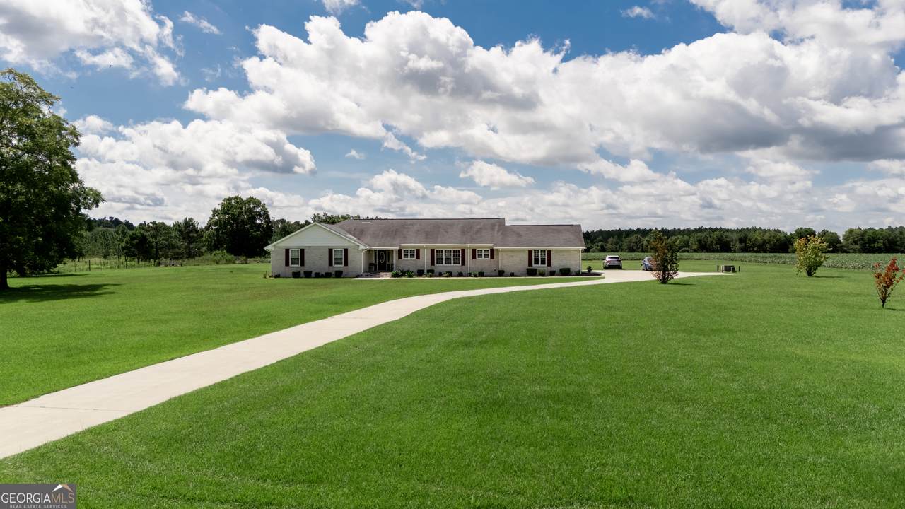 691 Broxton Highway - Photo 1